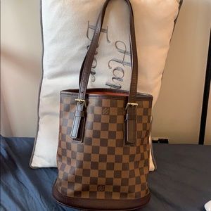 Authentic Louis Vuitton bag